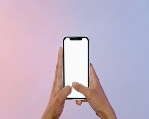 Smartphone presenting a fictional beginner-friendly gaming demonstration